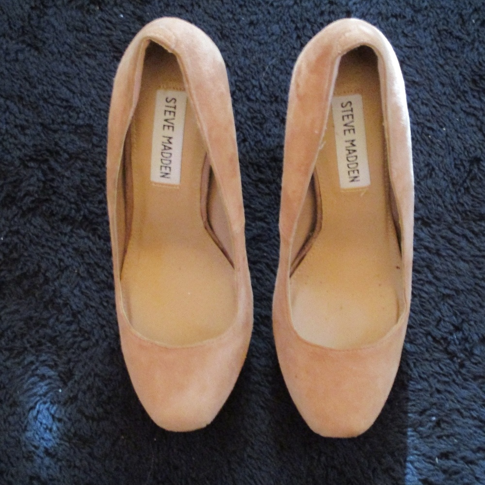 Steve Madden Tan/Beige Leather Suede Sarrina Pumps